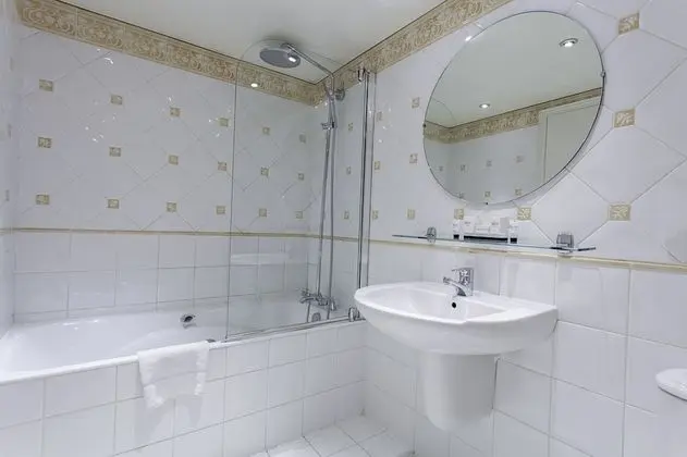 Deluxe Tek Büyük veya İki Ayrı Yataklı Oda