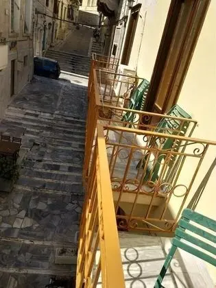 Deluxe Tek Büyük Yataklı Oda, Deniz Manzaralı