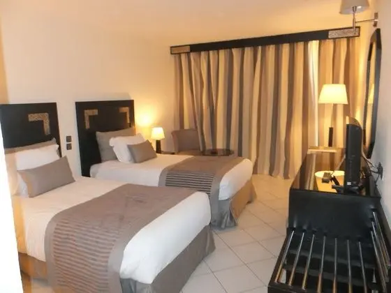 2 chambres adjacente