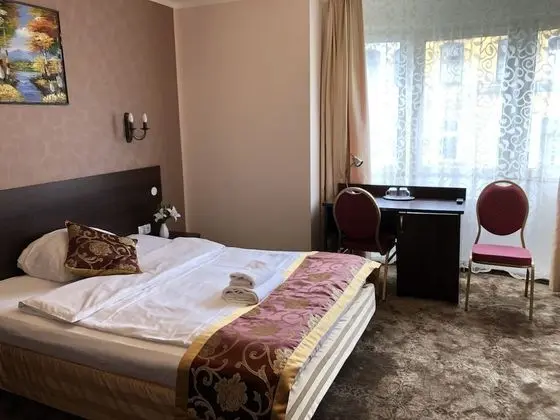 Tek Büyük Yataklı Oda