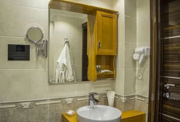 Standard Tek Büyük veya İki Ayrı Yataklı Oda