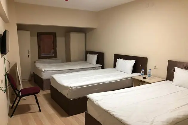 Üç Kişilik Standart Oda
