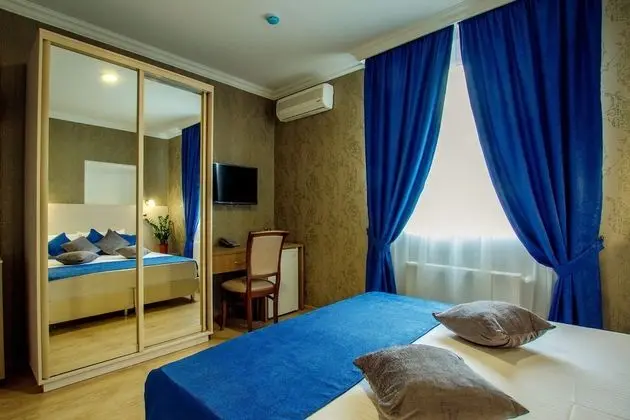Standard Tek Büyük Yataklı Oda