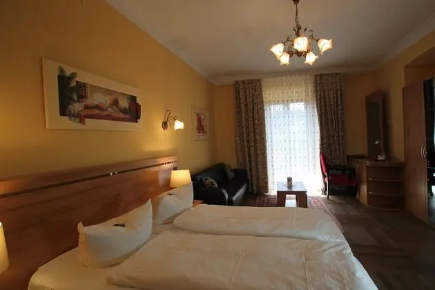 Tek Büyük Yataklı Oda, Balkon
