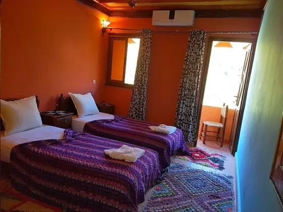 Tek Büyük Yataklı Oda, Balkon, Dağ Manzaralı (Ait souka)