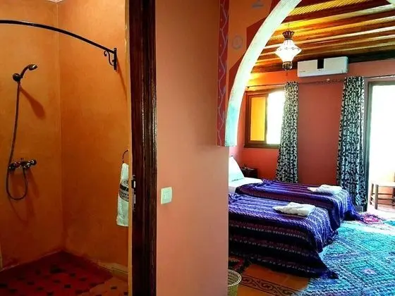 Tek Büyük Yataklı Oda, Balkon, Dağ Manzaralı (Ait souka)