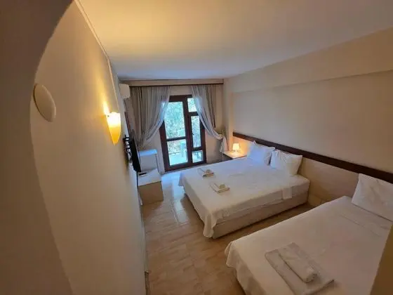 https://images.odamax.com/img/1024x768/odamax/image/upload/Atlas_Apart_Hotel_e_me_202506101556115_atlas_oda25.jpeg