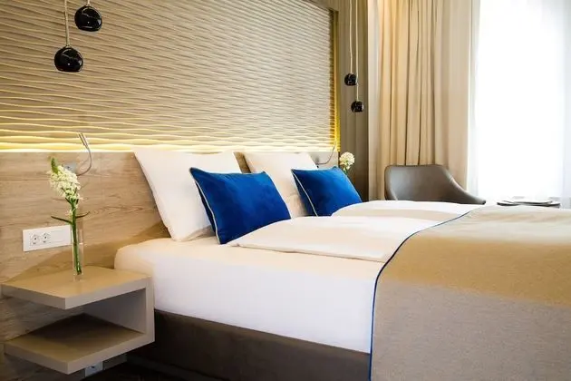 Comfort Tek Büyük Yataklı Oda