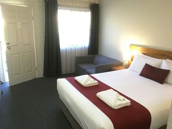 Standard Oda (Queen Room)
