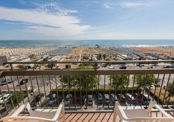 Superior Tek Büyük Yataklı Oda, Balkon, Deniz Manzaralı