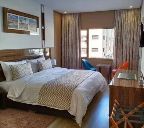 Standard Tek Büyük Yataklı Oda