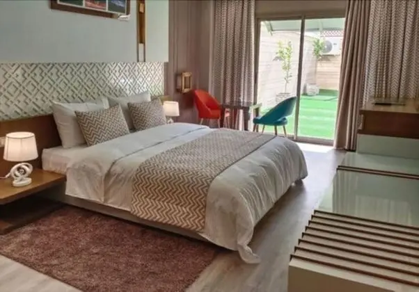 Standard Tek Büyük Yataklı Oda