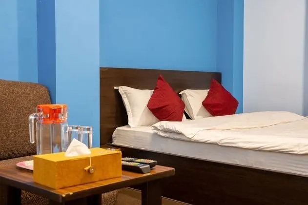 Standard Oda, 1 Büyük (Queen) Boy Yatak