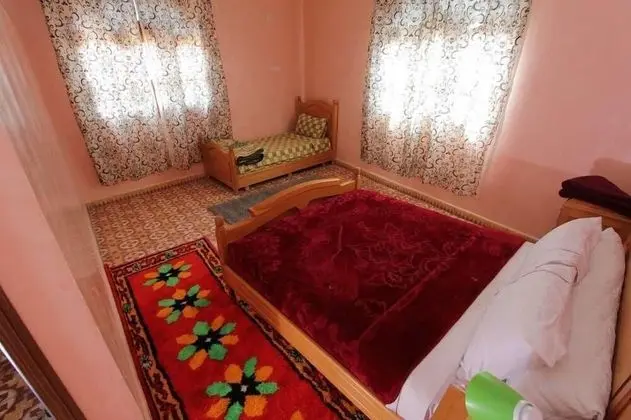 Üç Kişilik Oda
