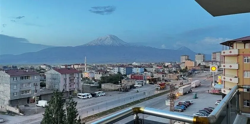 Agrı Dağı Manzaralı Standard Twin Oda