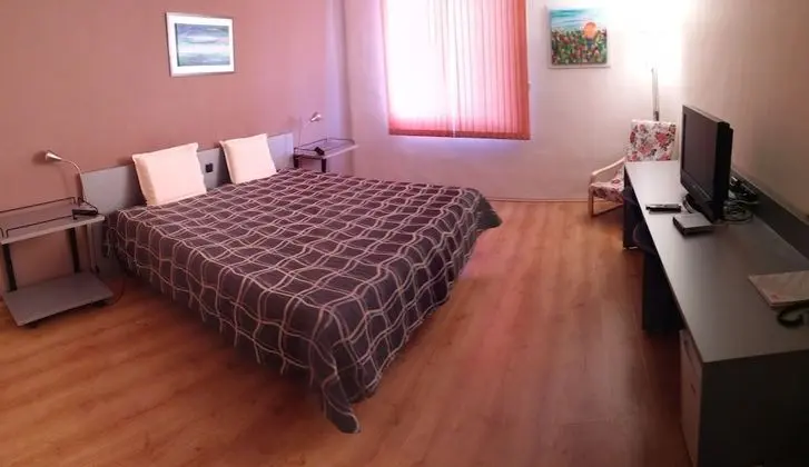 Classic Tek Büyük Yataklı Oda