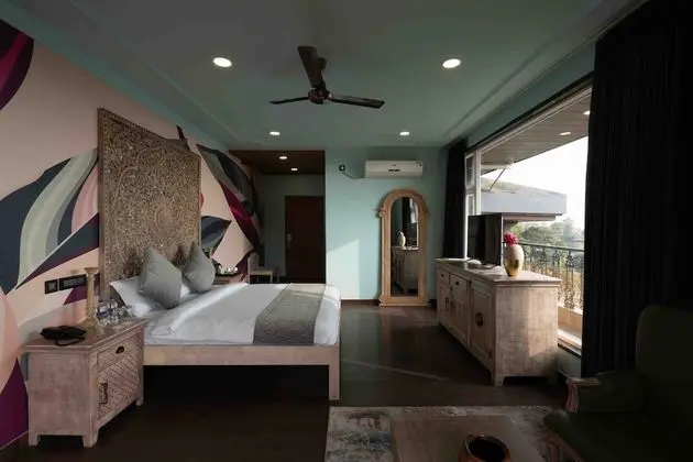 Suite Room