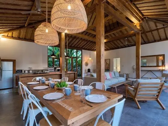 Villa, 4 Yatak Odası, Kişiye Özel Havuzlu