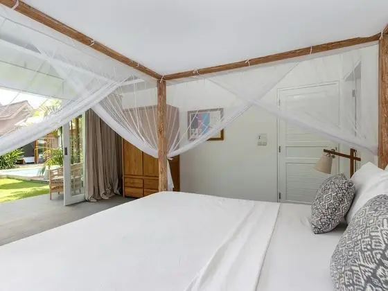 Villa, 4 Yatak Odası, Kişiye Özel Havuzlu