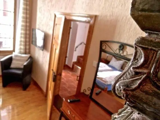 Classic Tek Büyük Yataklı Oda