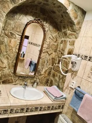 Classic Üç Kişilik Oda