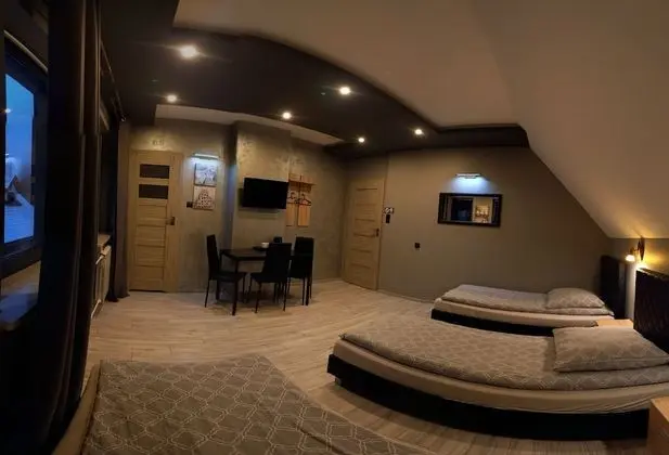 Deluxe Üç Kişilik Oda, 3 Tek Kişilik Yatak, Sauna, Bahçe Manzaralı