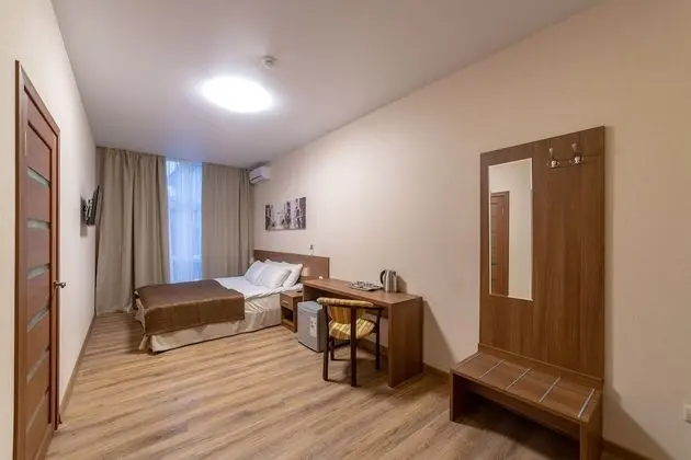 Tek Büyük veya İki Ayrı Yataklı Oda, Şehir Manzaralı