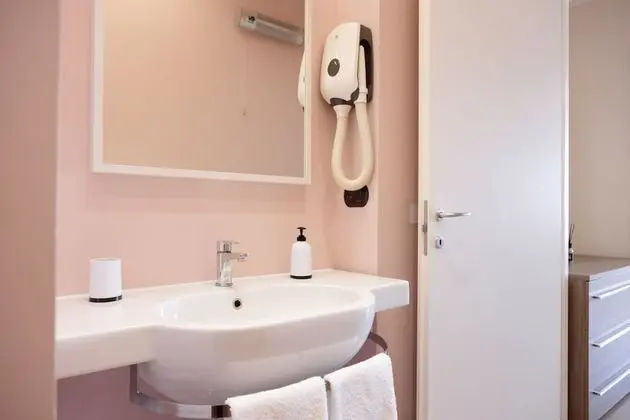 Standard Apart Daire, 1 Yatak Odası, Küçük Mutfak, Şehir Manzaralı