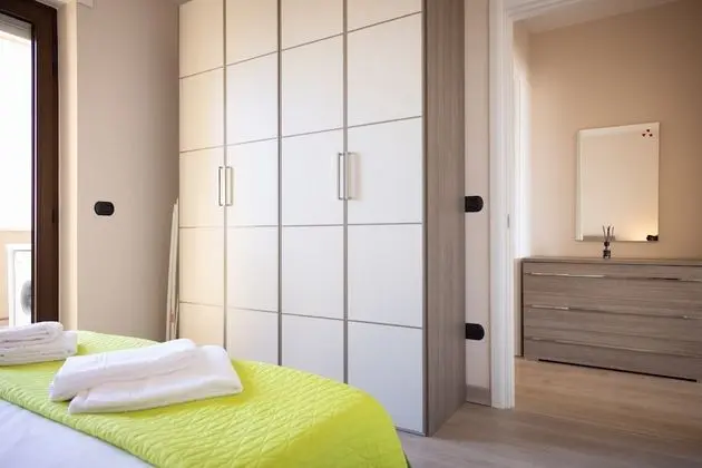 Superior Apart Daire, 2 Yatak Odası, Küçük Mutfak, Şehir Manzaralı
