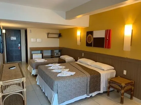 Üç Kişilik Oda, Deniz Manzaralı