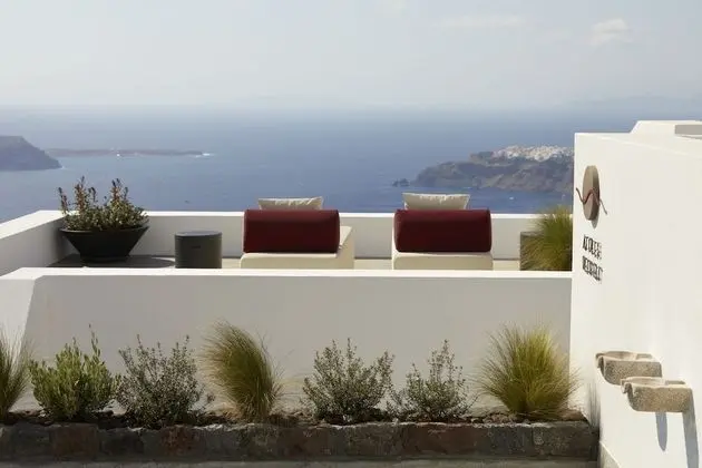 Atoles Villa with Private Pool and Caldera View