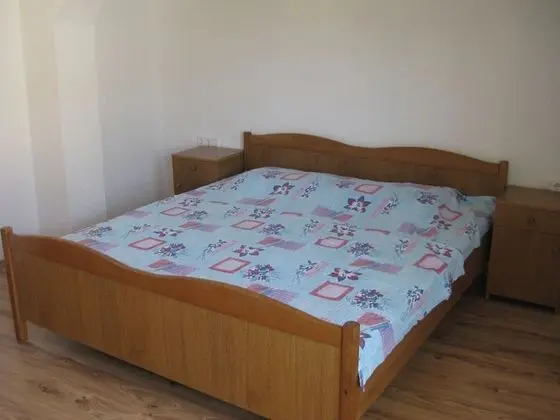 Apart Daire (Atomic - 100 m from pebble beach - A1)