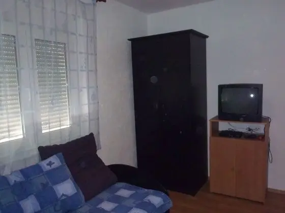 Apart Daire (Atomic - 100 m from pebble beach - A1)