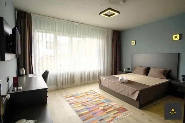 Superior Tek Büyük veya İki Ayrı Yataklı Oda, Nehir Manzaralı