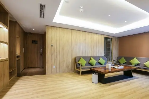 Business Oda, Avlu Manzaralı