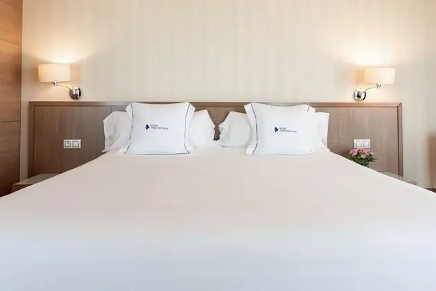 Deluxe Tek Büyük veya İki Ayrı Yataklı Oda