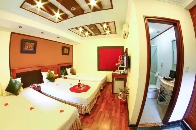 Deluxe Üç Kişilik Oda