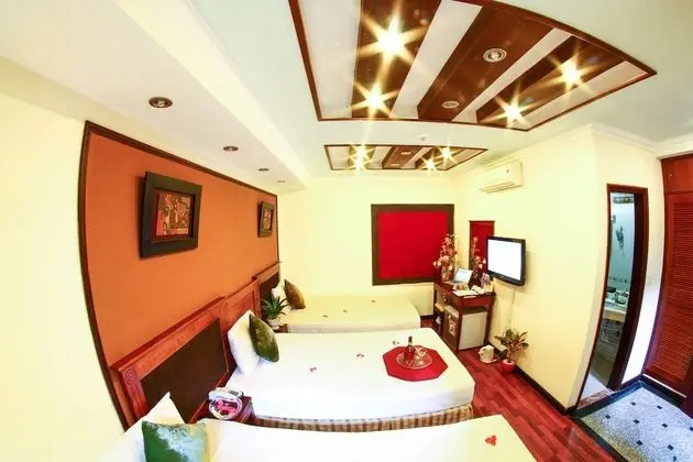 Deluxe Üç Kişilik Oda