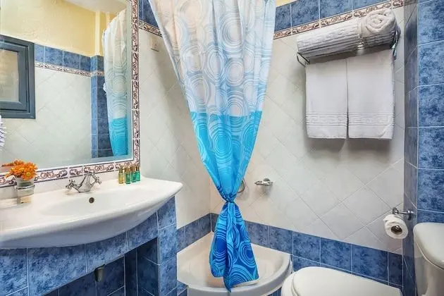 Standard Üç Kişilik Oda