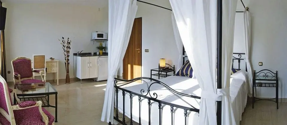 Tek Büyük Yataklı Oda