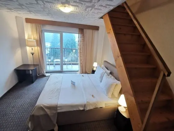Deluxe Stüdyo Süit