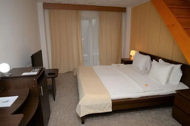 Deluxe Stüdyo Süit