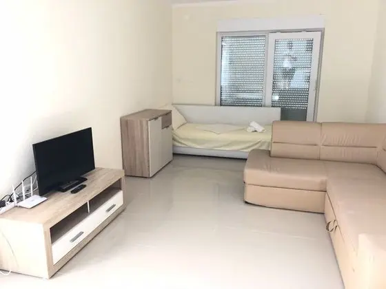 Apart Daire, 2 Yatak Odası, Balkon (5,6 )