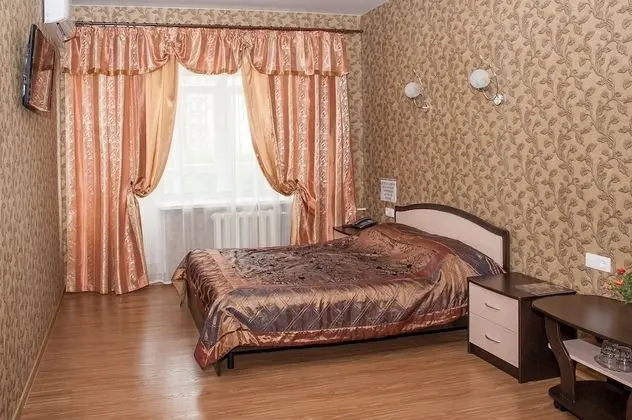 Üç Kişilik Oda (Triple room with balcony)