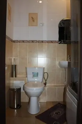 Üç Kişilik Oda (Triple room with balcony)