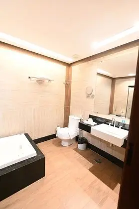 Suite Presidencial com Banheira