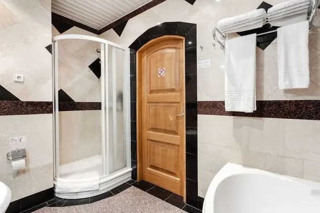 Luxury Dubleks, 1 En Büyük (King) Boy Yatak (2)