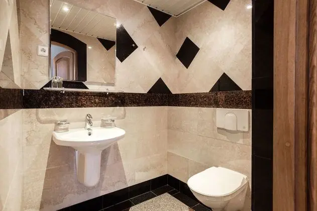 Luxury Duplex, 1 King Bed (1)