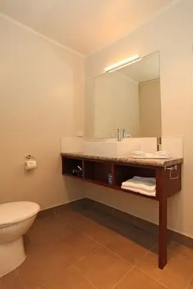 Standard Stüdyo, Sigara İçilmez, Küçük Mutfak (Studio Unit (Queen))