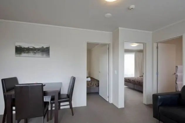 Standard Süit, 2 Yatak Odası, Sigara İçilmez, Küçük Mutfak (Sleeps 4-5)